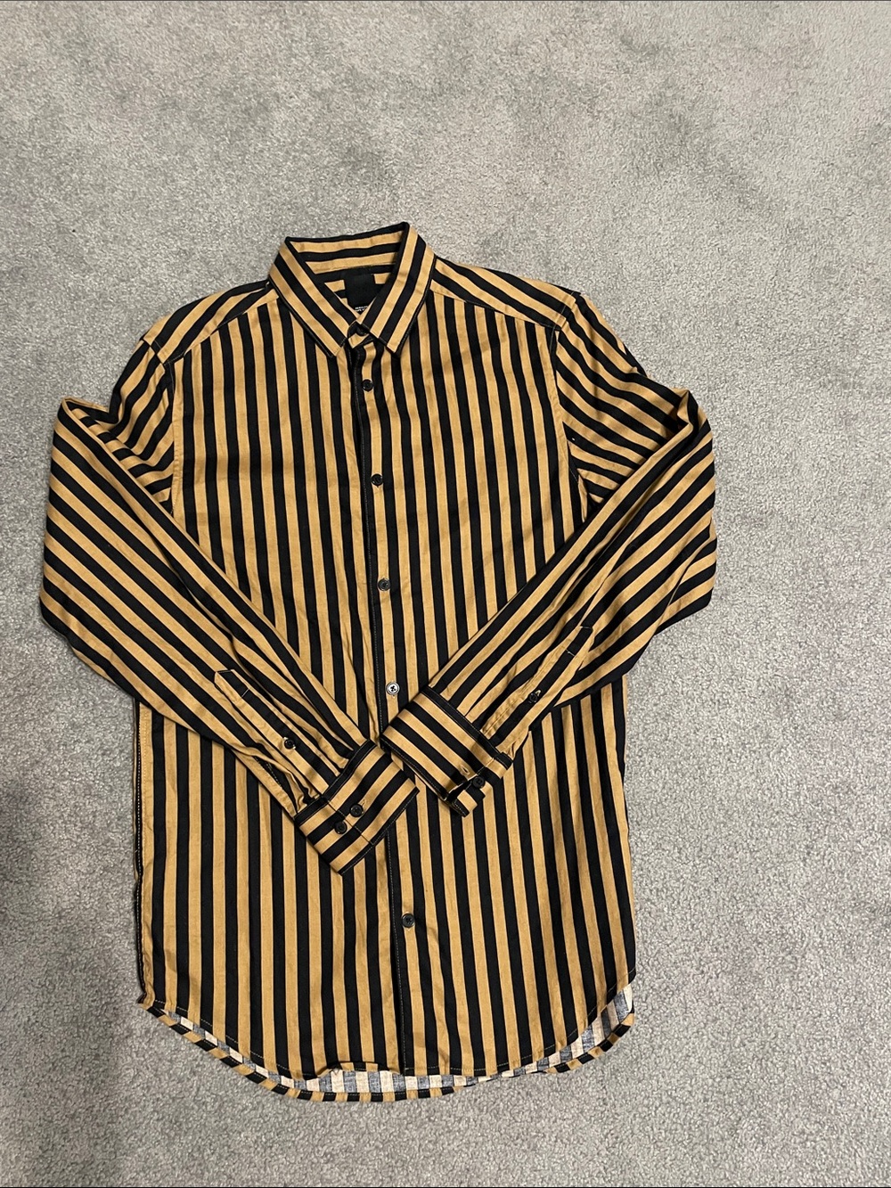 H&M Mens Long-Sleeve Striped Button-Up Shirt - Black & Mustard